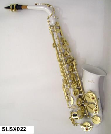 Saxofon Silvertone Blanco Llaves Doradas